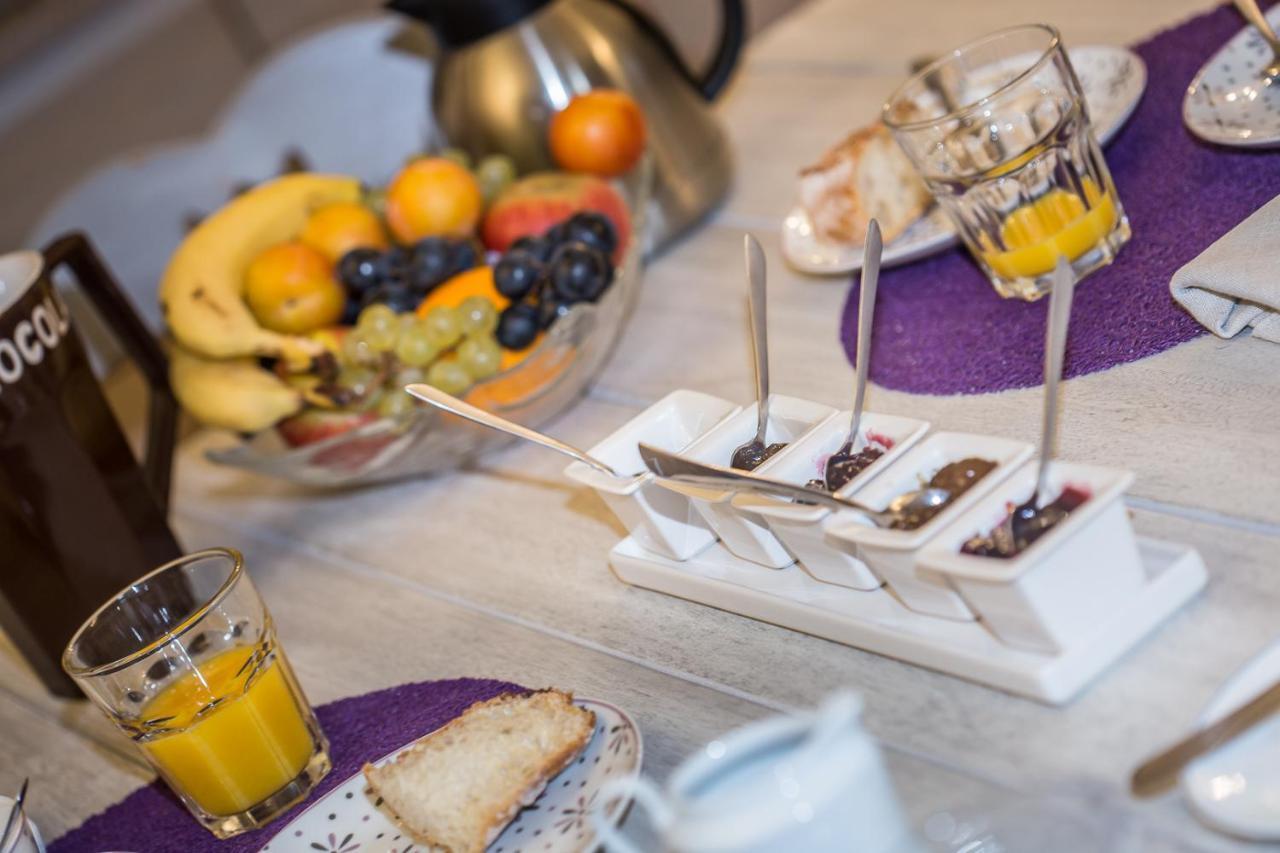 Entre Canal Et Vignes Bed and Breakfast Escolives-Sainte-Camille Esterno foto