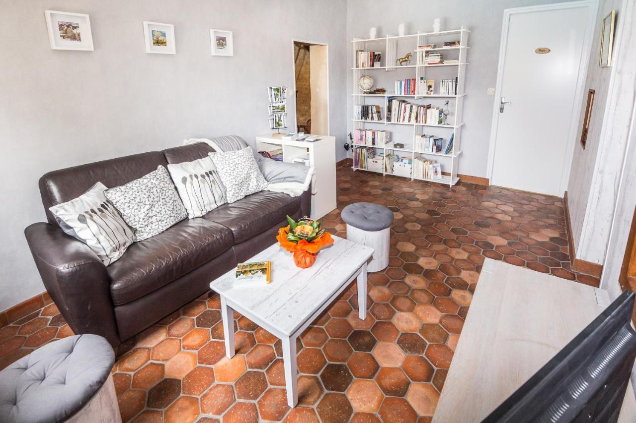 Entre Canal Et Vignes Bed and Breakfast Escolives-Sainte-Camille Esterno foto