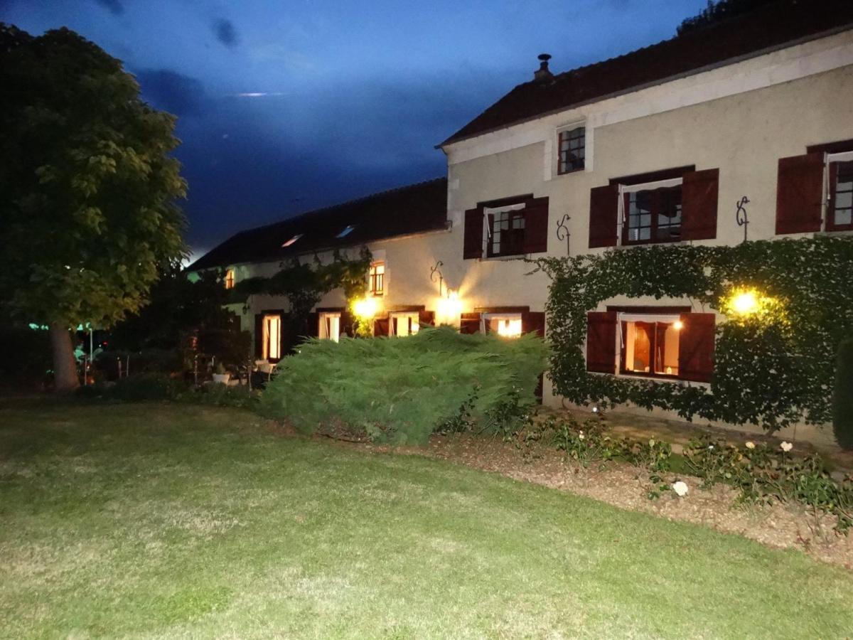 Entre Canal Et Vignes Bed and Breakfast Escolives-Sainte-Camille Esterno foto